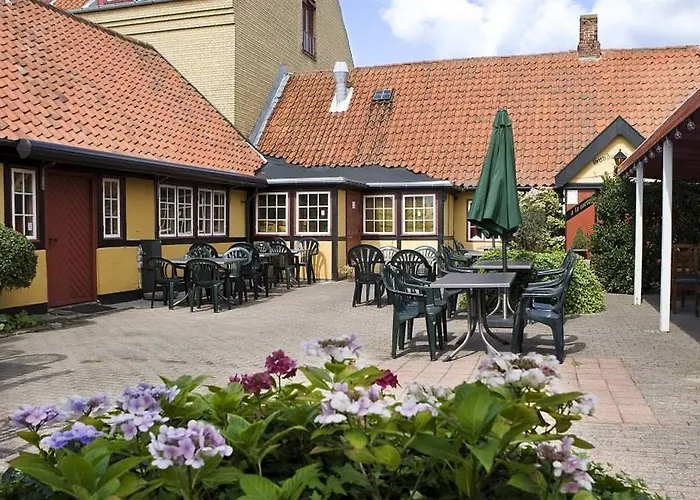 Мини-отель Hundested Kro Hotel 3*