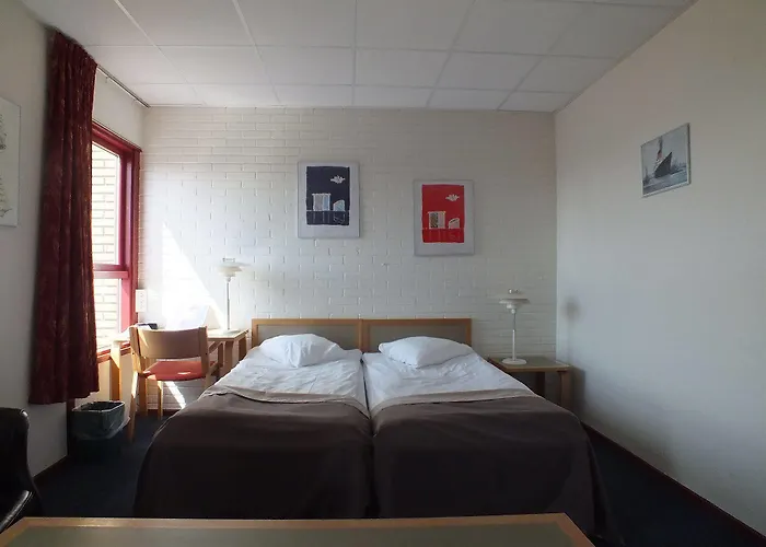 Hundested Kro Hotel 3* Хуннестед